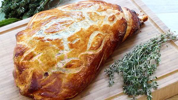 Gigot en cro&ucirc;te de thym et olives