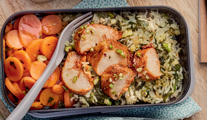 Riz saut&eacute; &eacute;pinards, poulet tandoori et lait de coco