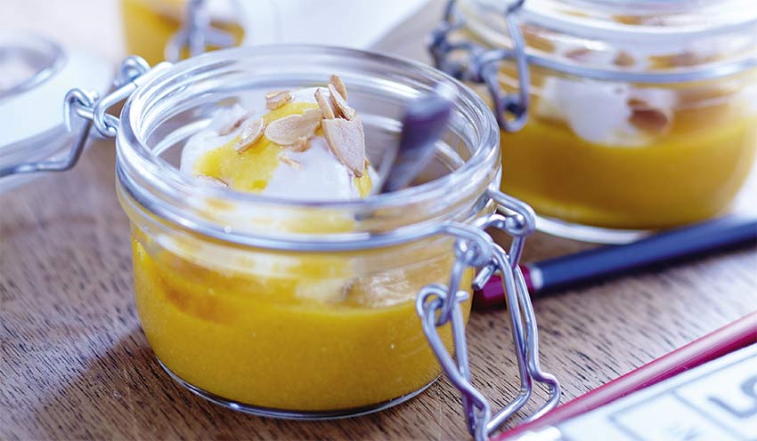 Ile flottante exotique en bocal