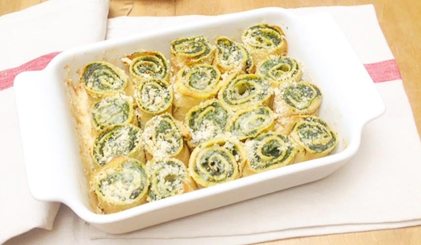 Cr&ecirc;pes sal&eacute;es aux &eacute;pinards et ricotta par Laura Zavan