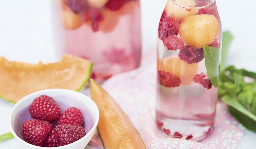 Eau d&eacute;tox L'ensoleill&eacute;e framboises, melon et basilic
