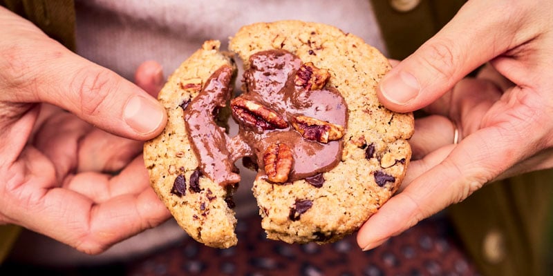 Cookie cœur fondant praliné, chocolat et noix de pécan
