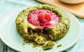 Cookie matcha, chocolat blanc, framboise